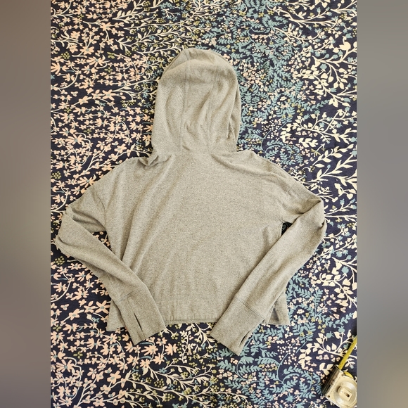 *Sweaty Betty ❤️ Escape Luxe Cropped Gray Hoody, Rose Gold Details XS - Picture 4 of 12